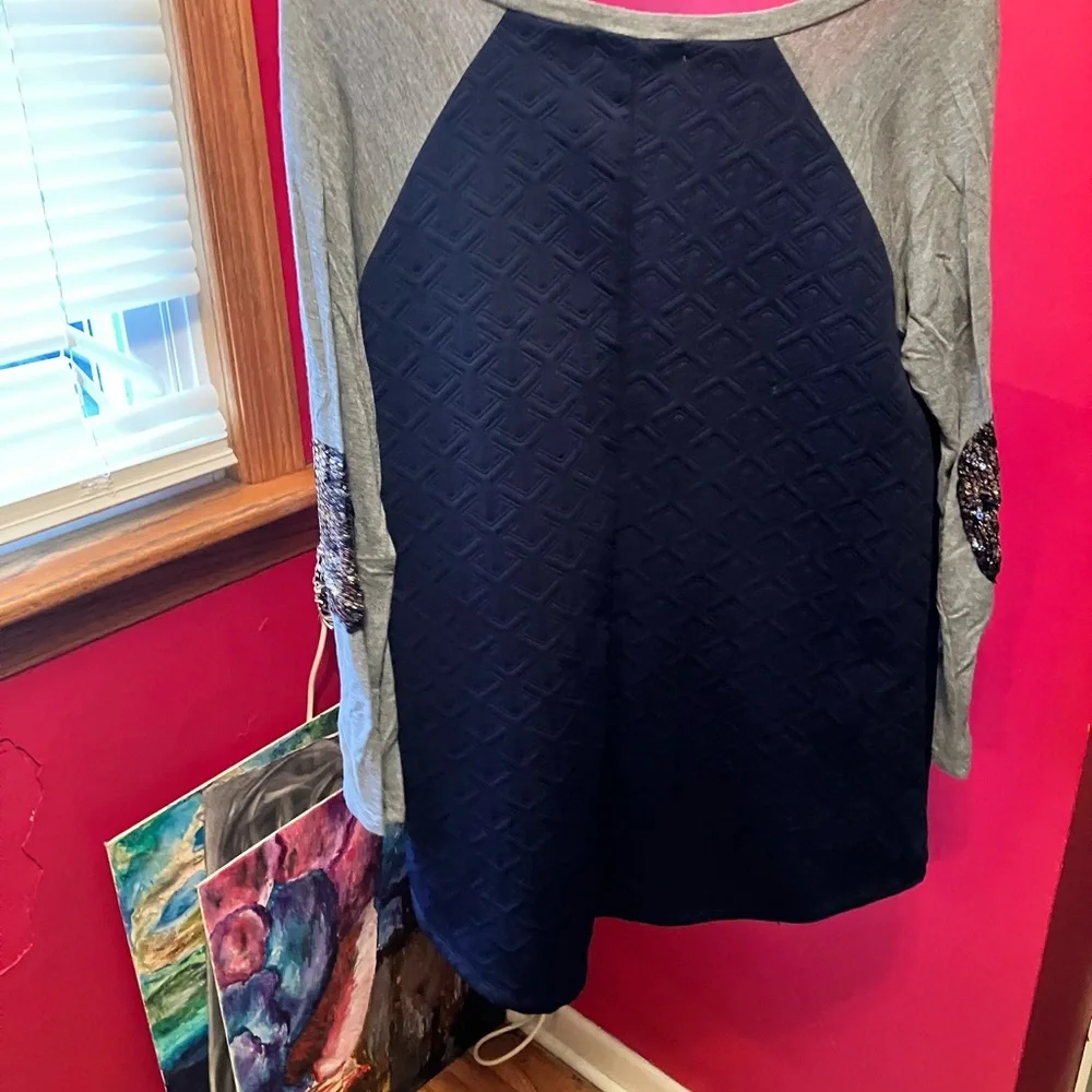 Limelush 3/4 sleeve top - Picture 6 of 6